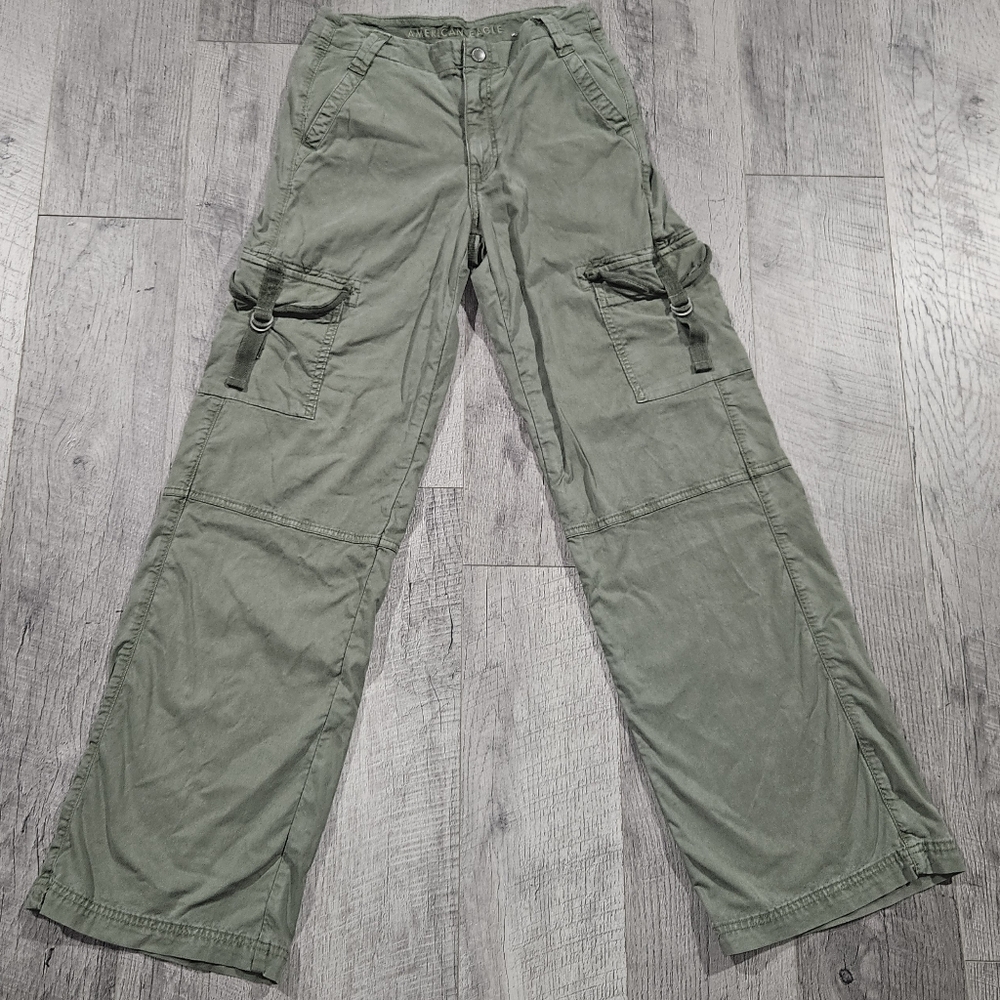 AE womens Cargo pants